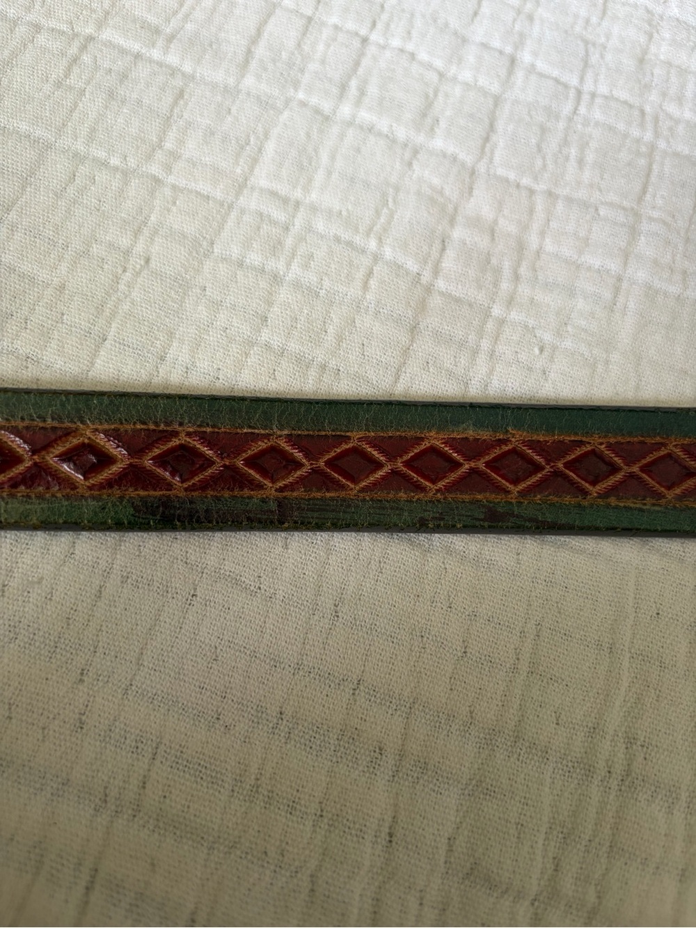 Vintage Genuine Leather Belt Green Burgundy Tooled Ring Buckle Sz 36 - Picture 7 of 8